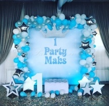 party artists Half Arch Lovely Balloon Decor